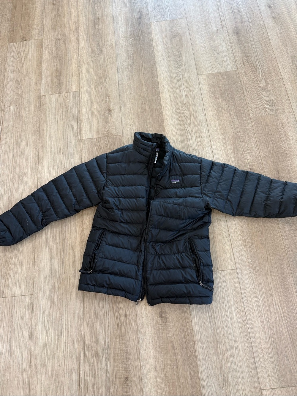 Patagonia kids Black Down Puffer Jacket size 12